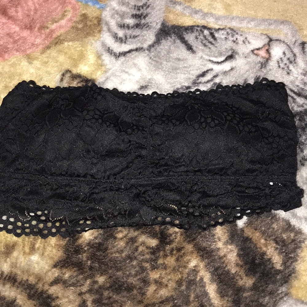 Strapless Black lace bra
